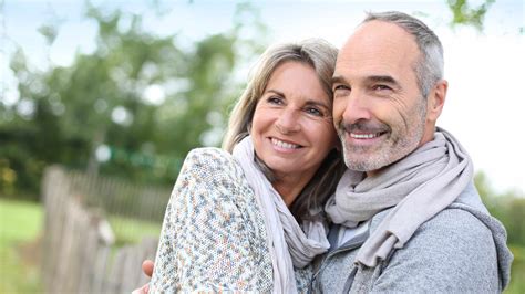 Candia senior singles